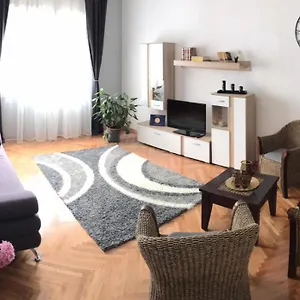 Appartement Mahonia, Split